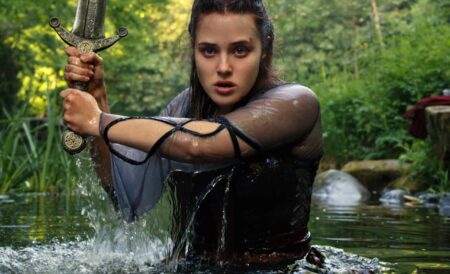 Por que a Netflix cancelou Cursed – A Lenda do Lago, série tratada como super promissora? Cursed – A Lenda do Lago