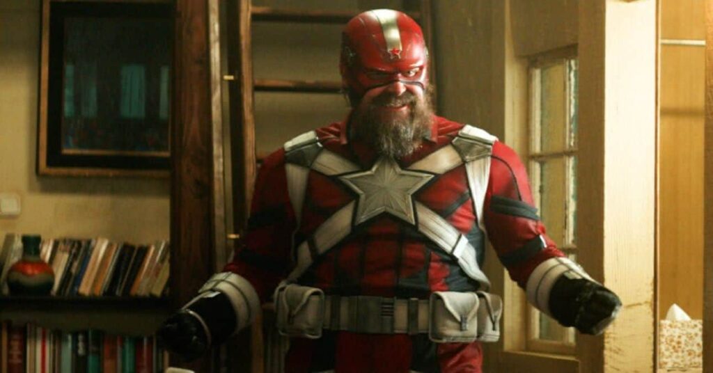 Kevin Feige quer Guardião Vermelho novamente em ação Guardião Vermelho (David Harbour em Viúva Negra (Reprodução / Marvel)