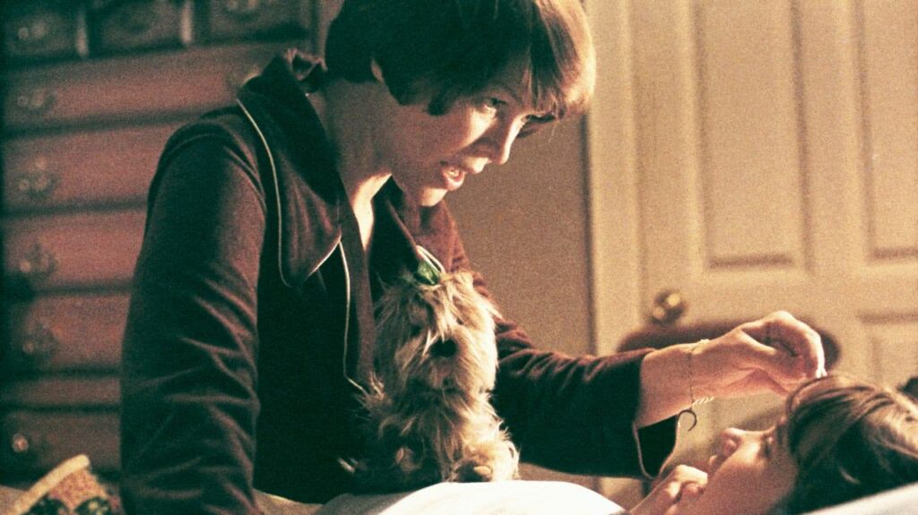 Ellen Burstyn e Linda Blair em O Exorcista (Reprodução)