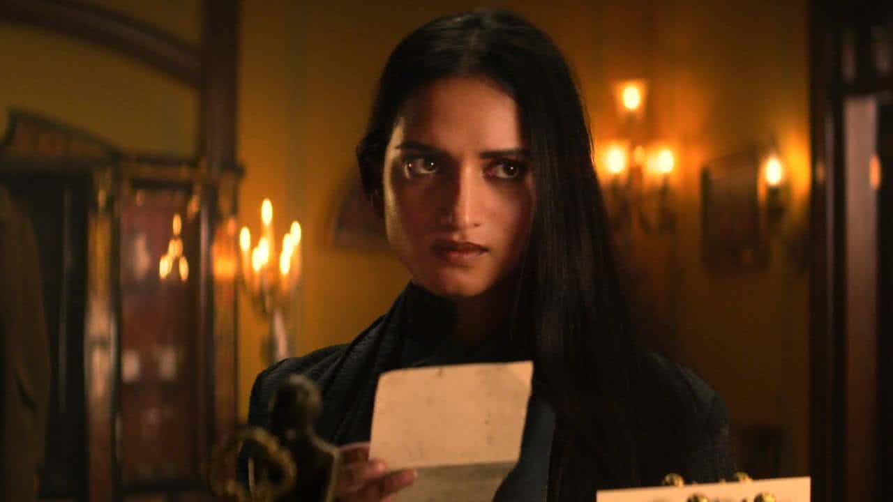 Inej Ghafa (Amita Suman) em Sombra e Ossos (Reprodução)