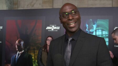 Lance Reddick em premiere de John Wick 3 Parabellum Reproducao