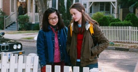 Lane (Keiko Ageno) e Rory (Alexis Bledel) em cena de Gilmore