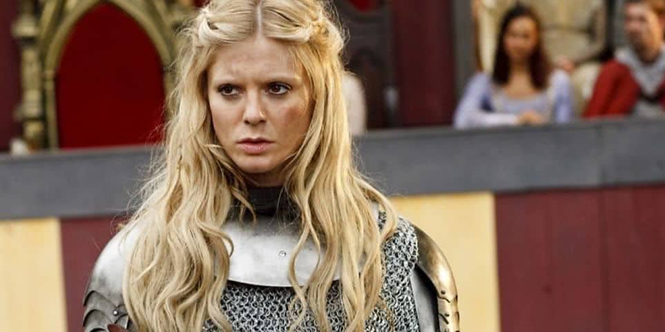 Morgause em As Aventuras de Merlin (Reprodução)