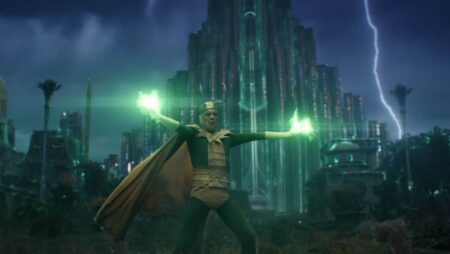 Loki Clássico se sacrificou em série, e ator comenta o que achou disso Loki Clássico (Richard E. Grant) em Loki (Reprodução / Disney+)