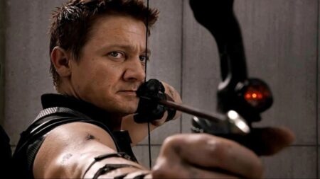 Jeremy Renner como Gavião Arqueiro no MCU (Reprodução / Marvel)