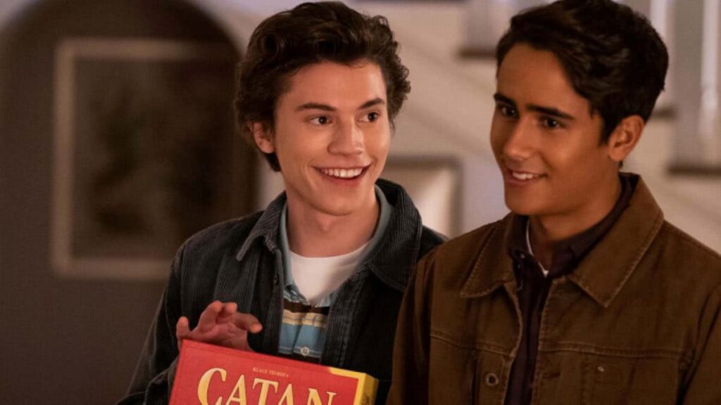 Cena de Love, Victor (Reprodução / Hulu)