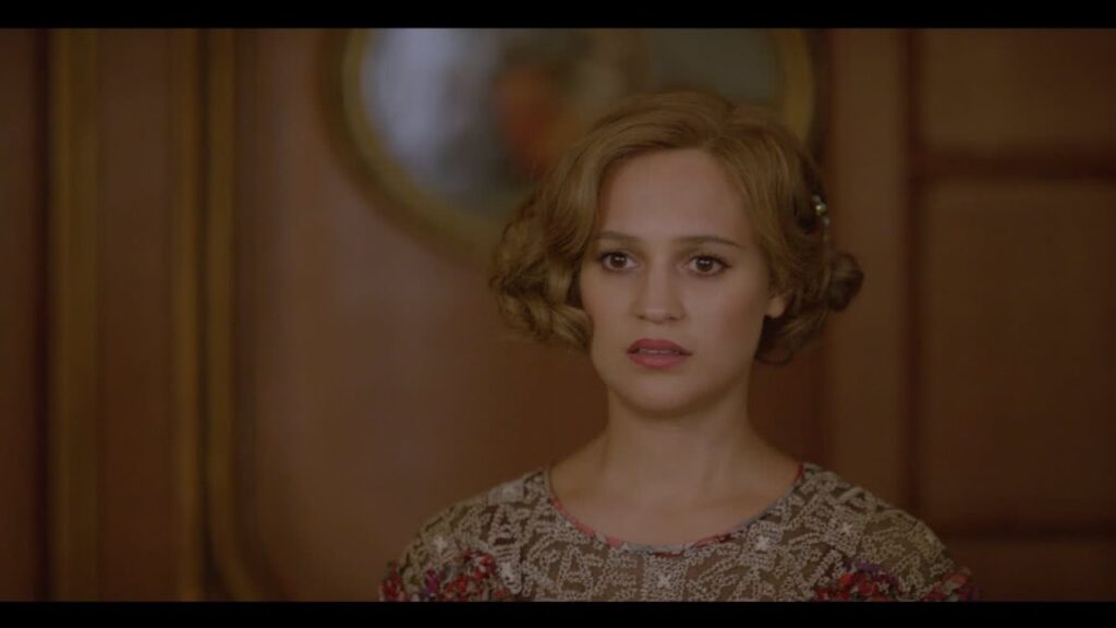Estrela de A Garota Dinamarquesa aborda polêmica sobre papel transgênero Alicia Vikander em A Garota Dinamarquesa Reproducao