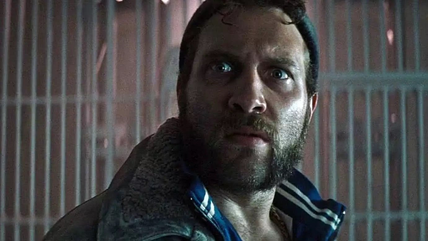 Jai Courtney estaria interessado em spin-off de Capitão Bumerangue? 1 Capitão Bumerangue (Jai Courtney) em Esquadrão Suicida (Reprodução)