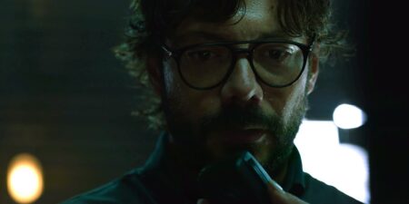 Professor (Álvaro Morte) em La Casa de Papel (Reprodução / Netflix)