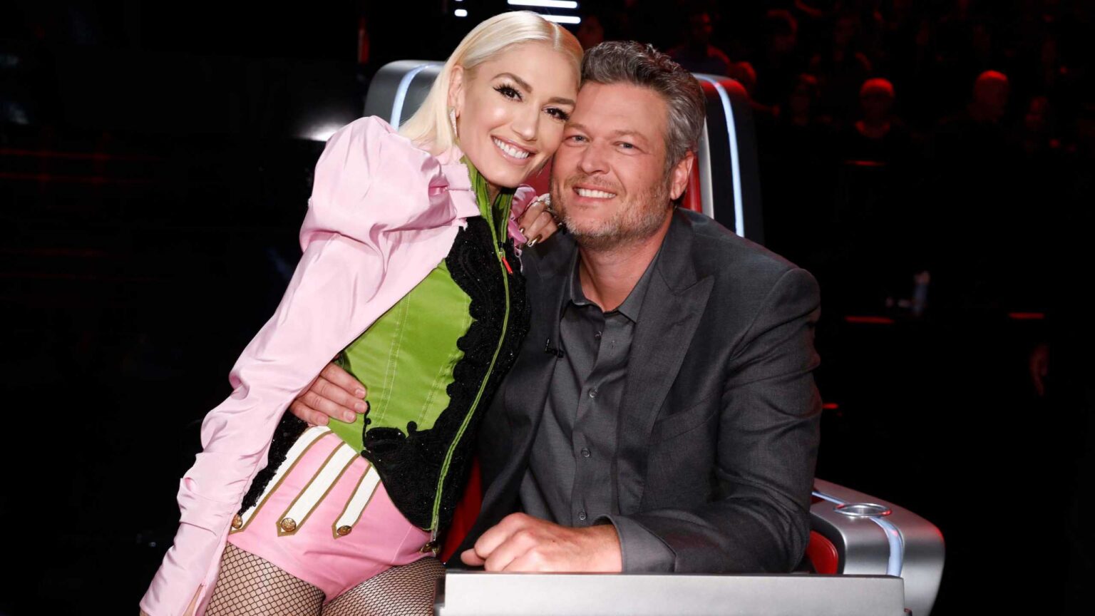 Gwen Stefani e Blake Shelton em The Voice Divulgacao
