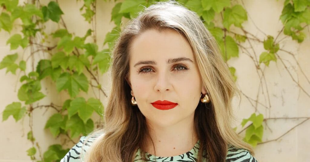 Mae Whitman