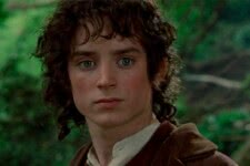 Elijah Wood como Frodo em O Senhor dos Anéis (Reprodução)
