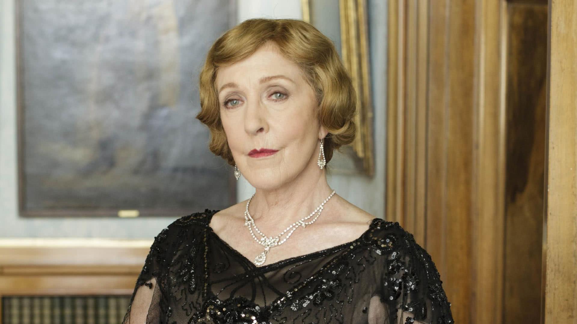 DOWNTON CHRISTMAS 2015 10 crop