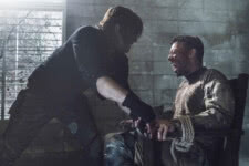 Daryl (Norman Reedus) e Frost (Glenn Stanton) em The Walking Dead