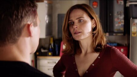 Protagonista de Bones estrela novo mistério da Netflix Emily Deschanel