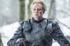 Gwendoline Christie como Brienne de Tarth em Game of Thrones (Reprodução / HBO)