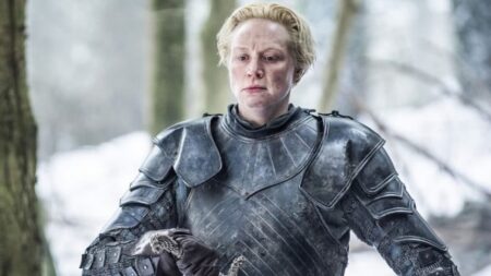 Gwendoline Christie como Brienne de Tarth em Game of Thrones (Reprodução / HBO)