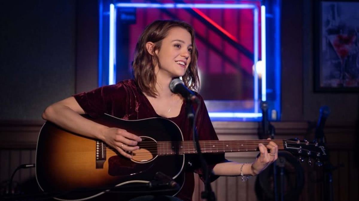 Kathryn Prescott está na UTI após ser atropelada por caminhão 1 Kathryn Prescott
