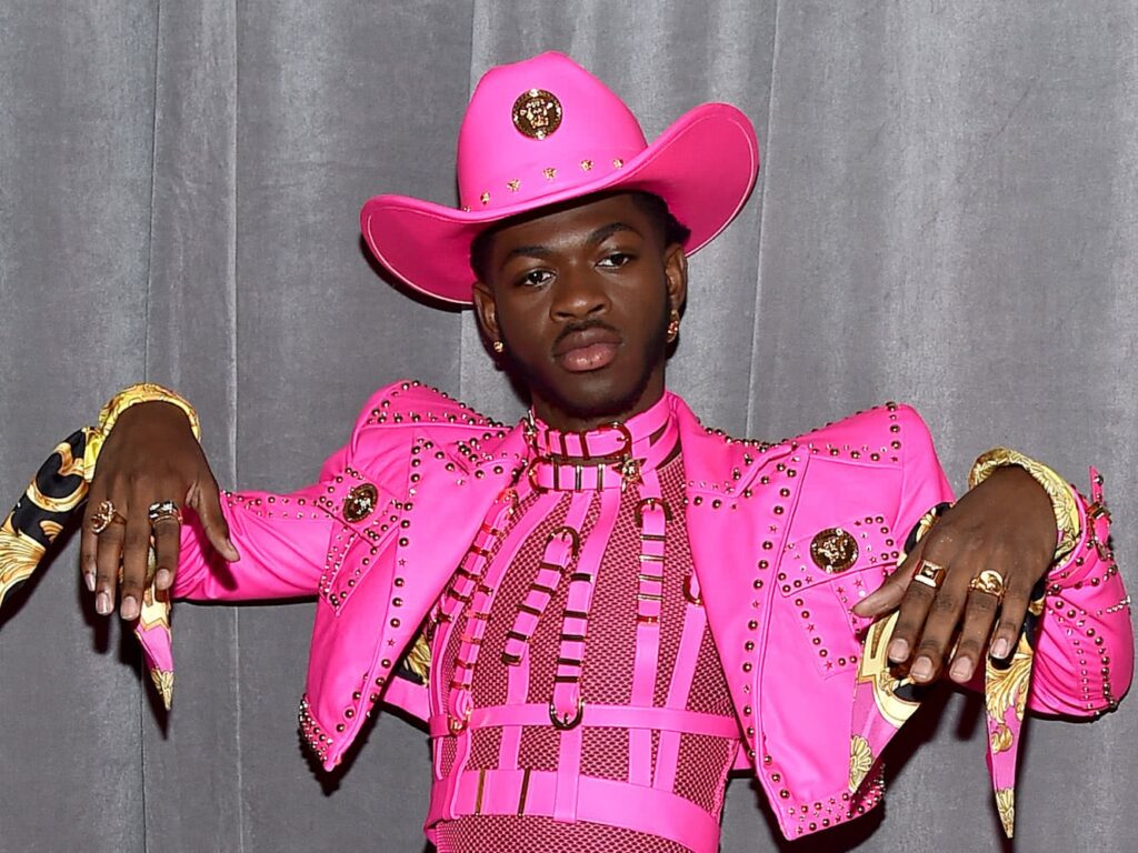 Lil Nas X responde à teoria dos fãs de MCU sobre ele ter sobrevivido a Thanos Lil Nas X GettyImages 1202149636 1