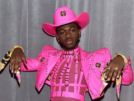 Lil Nas X responde à teoria dos fãs de MCU sobre ele ter sobrevivido a Thanos Lil Nas X GettyImages 1202149636 1
