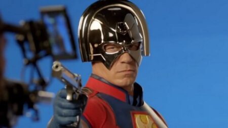 Novo episódio revela que Pacificador lutou contra vilão de Batman Pacificador dc epipoca