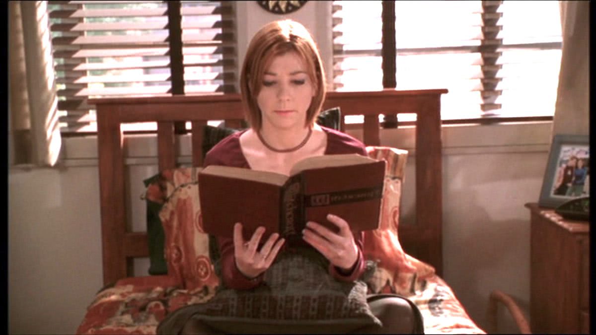 Willow (Alyson Hannigan) em Buffy, A Caça Vampiros (Reprodução)
