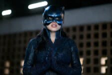 Yvette Monreal como Pantera II em Stargirl (Reprodução / The CW)