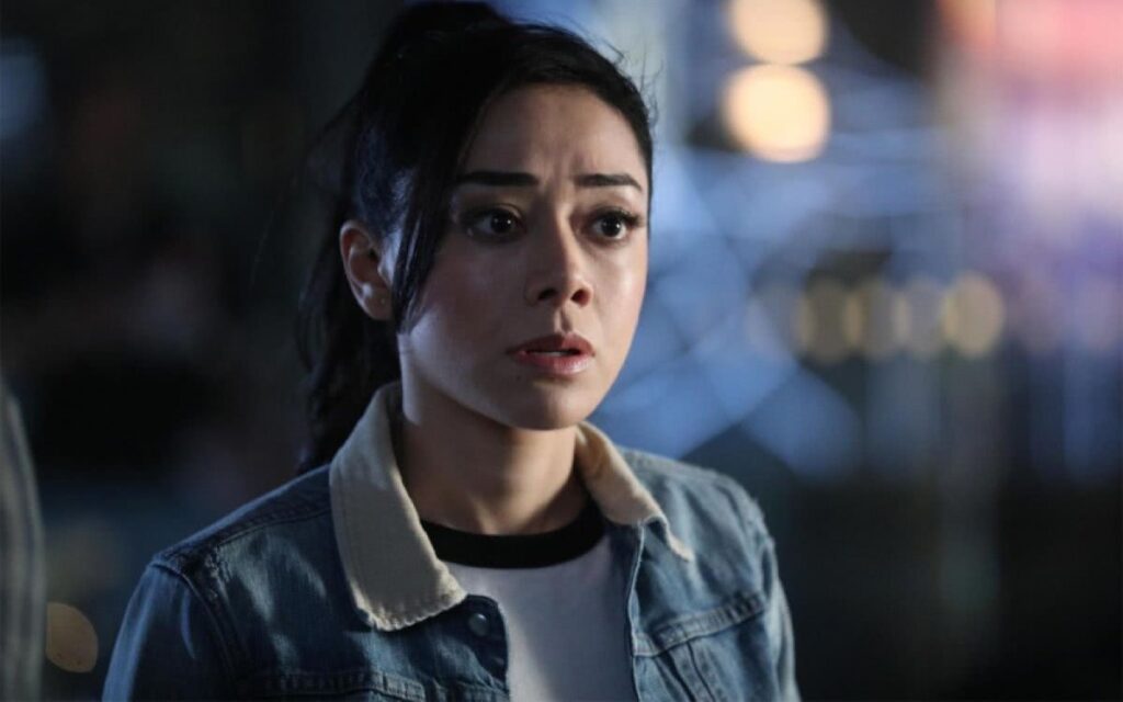 Aimee Garcia pressionou produtores para saber final de Lucifer Ella Lopez (Aimee Garcia) em Lucifer (Reprodução / Netflix)