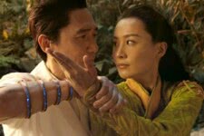 Tony Leung e Fala Chen em Shang-Chi e a Lenda dos Dez Anéis (Reprodução / Marvel)