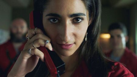 Alba Flores como Nairóbi em La Casa de Papel (Reprodução / Netflix)