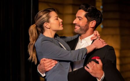 Chloe (Lauren German) e Lucifer (Tom Ellis) em Lucifer (Reprodução / Netflix)