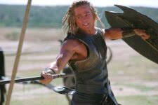 Aquiles (Brad Pitt) em Troia (Reprodução)
