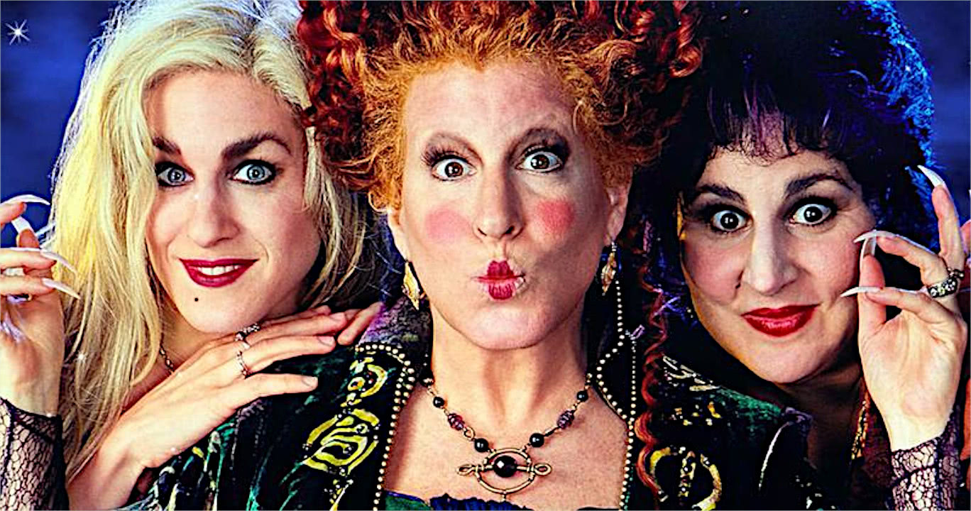 Sarah Jessica Parker, Bette Midler e Kathy Najimy são as irmãs Sanderson em Abracadabra (Divulgação)