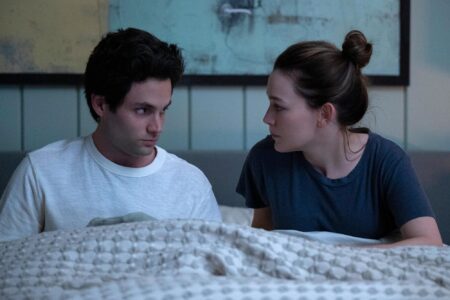 Joe (Penn Badgley) e Love Quinn (Victoria Pedretti) em You