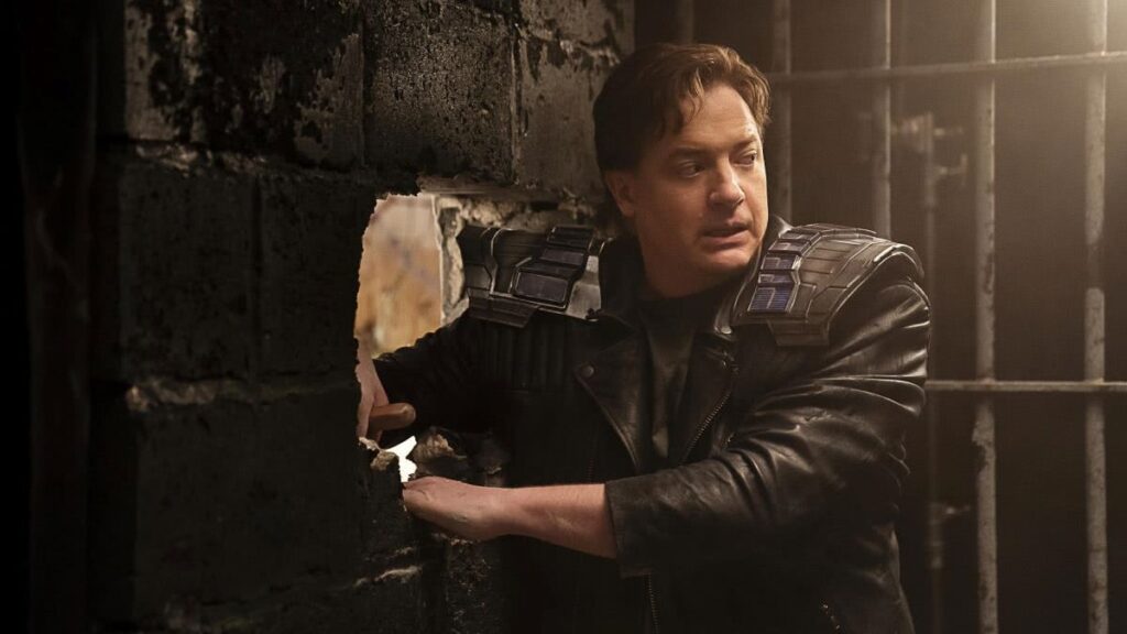 Brendan Fraser relembra cancelamento de Batgirl e reclama da própria empresa Brendan Fraser como Cliff Steele em Patrulha do Destino (Reprodução / HBO Max)