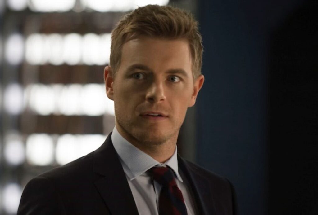 The Flash: Personagem morto na 1ª temporada vai voltar a aparecer Rick Cosnett como Eddie Thawne em The Flash (Reprodução / The CW)