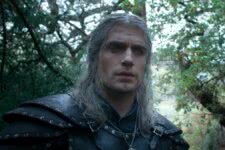 Henry Cavill como Geralt de Rivia em The Witcher (Reprodução / Netflix)