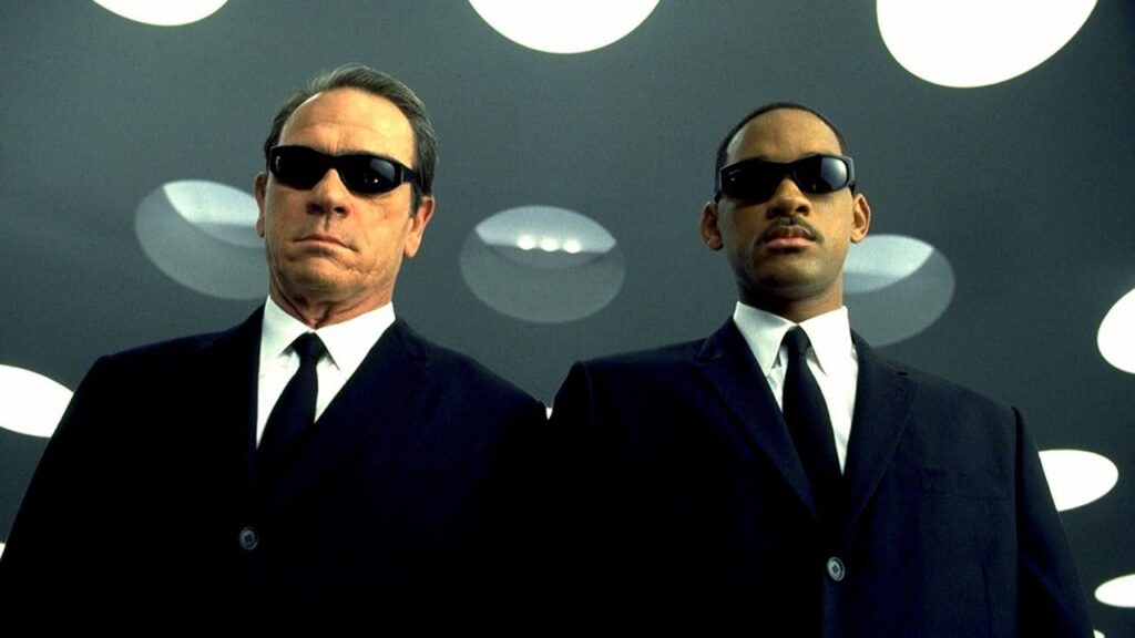 Tommy Lee Jones e Will Smith em Homens de Preto (Reprodução)