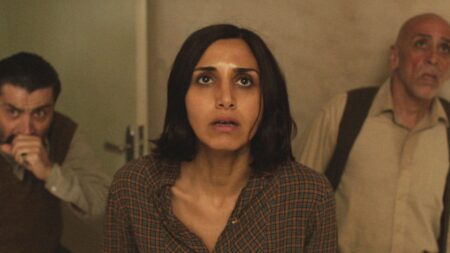4 filmes de terror para se deliciar na Netflix Cena de À Sombra do Medo (Reprodução)