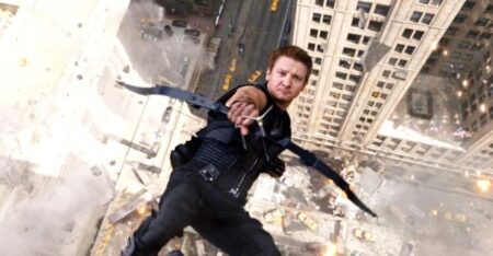 Jeremy Renner como Gavião Arqueiro (Reprodução / Marvel)