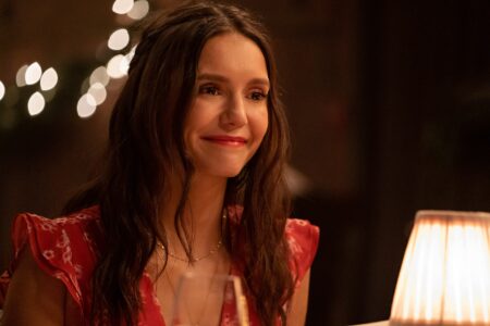 Nina Dobrev mostra cenas sangrentas no set de The Bricklayer LH 20201026 Unit 06228r2