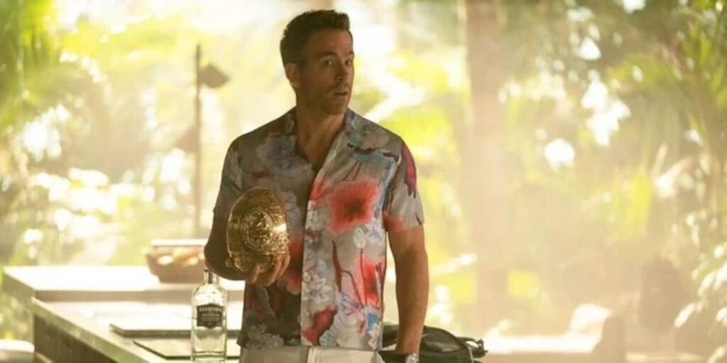 Ryan Reynolds faz exigências para interpretar James Bond Ryan Reynolds em Alerta Vermelho (Reprodução / Netflix)