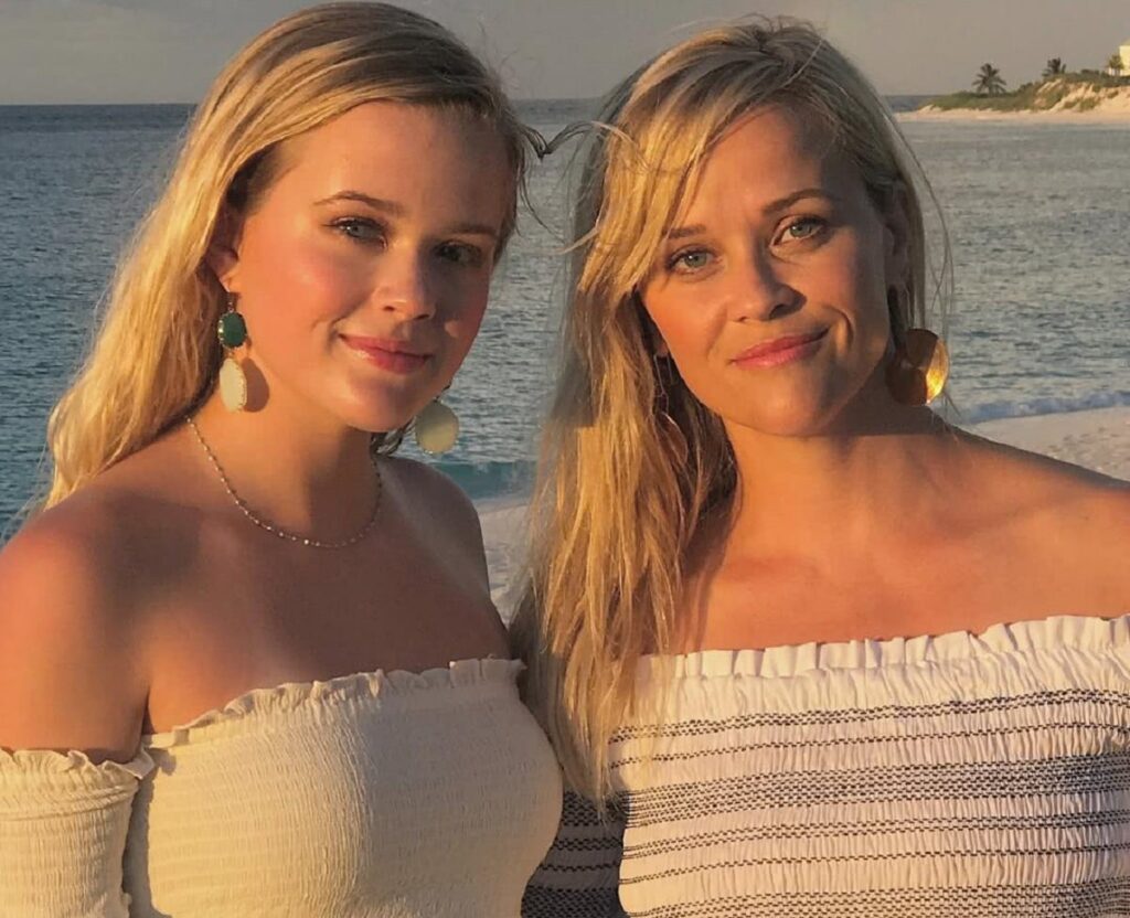 Reese Witherspoon abre o jogo sobre ser confundida com a sua filha reese whiterspoon