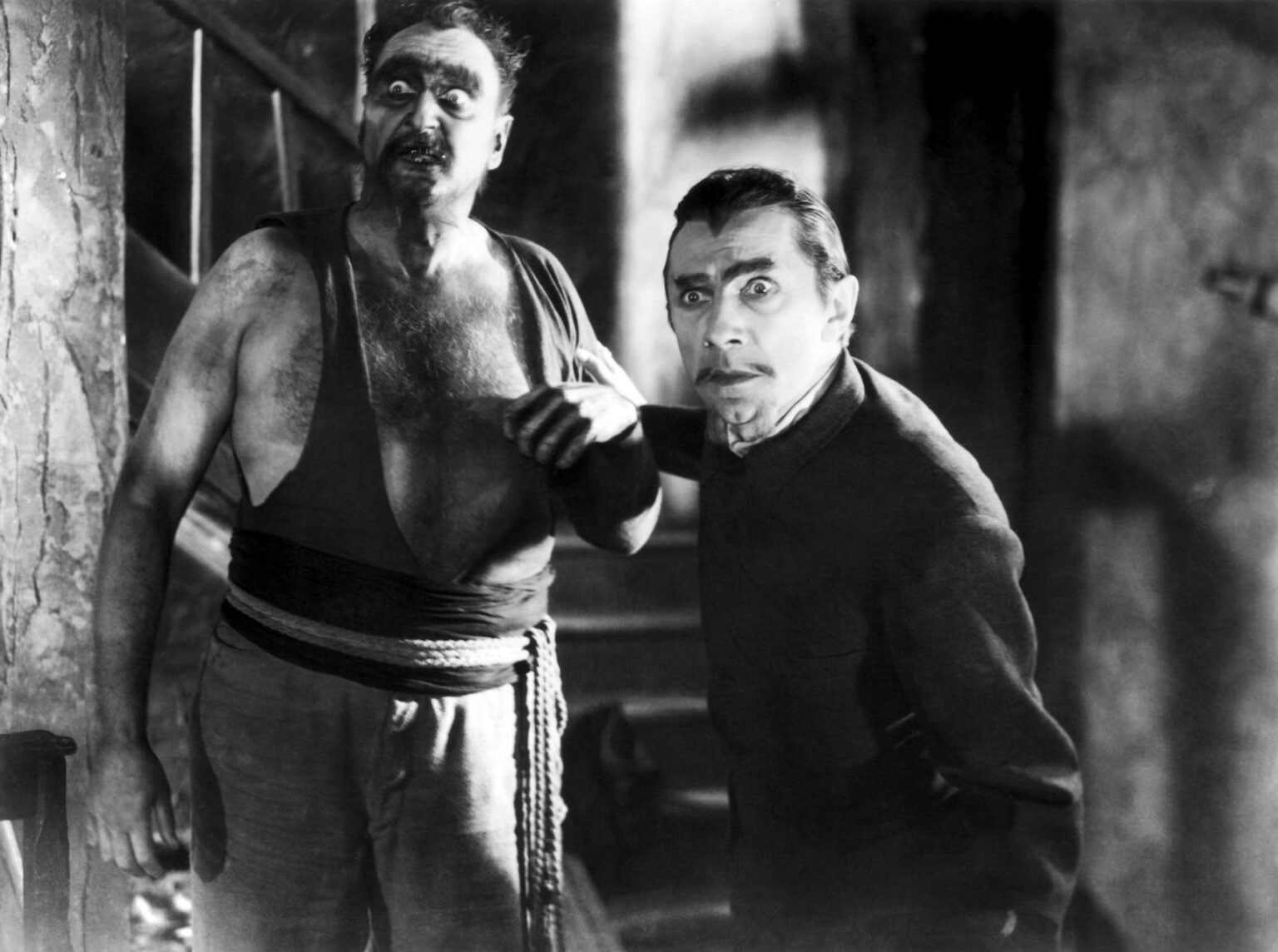 5 filmes clássicos de zumbi do início do século XX Cena de Zumbi Branco (Reprodução)