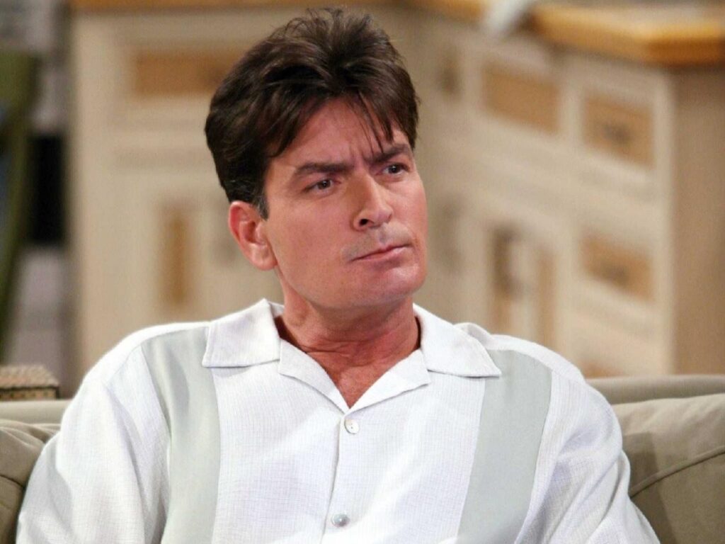 Charlie Sheen em Dois Homens e Meio (Reprodução)