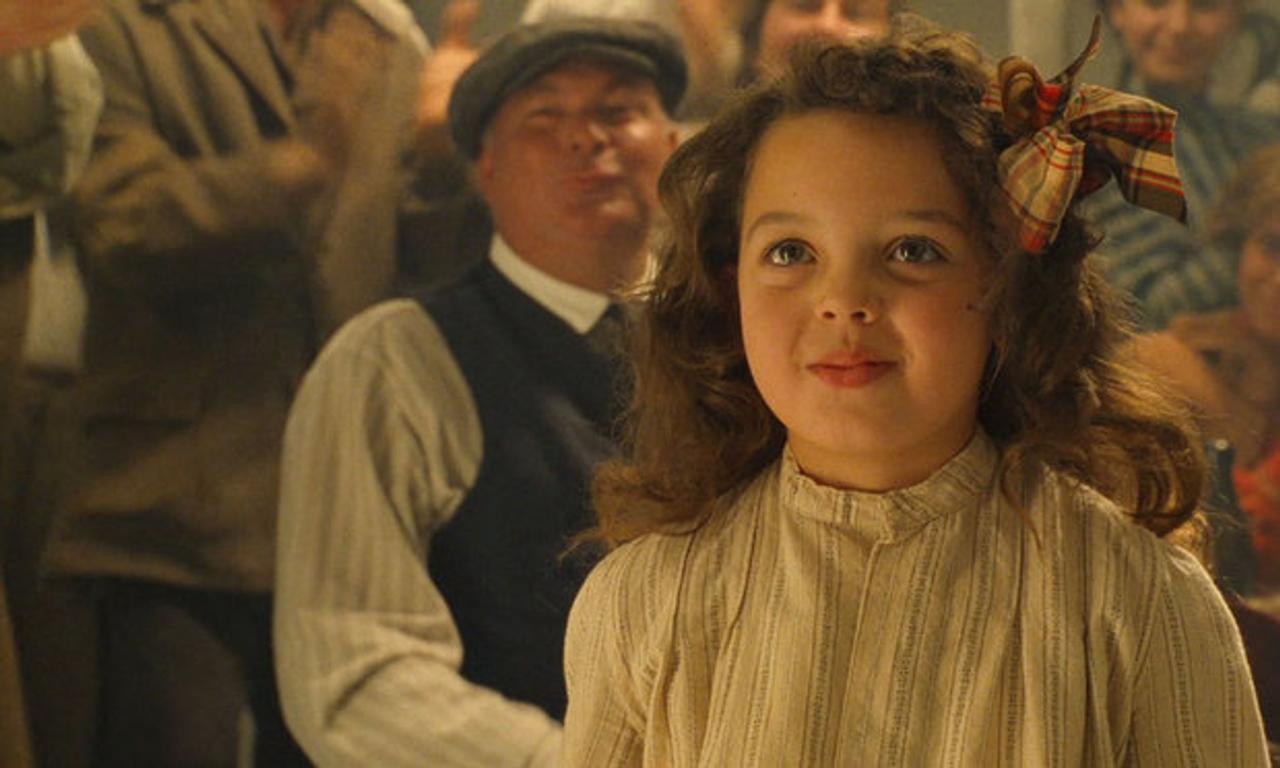 Por que James Cameron rejeitou Lindsay Lohan em Titanic? 1 Cora (Alexandrea Owens-Sarno) em Titanic (Reprodução)