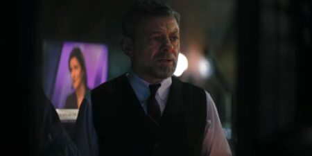 Andy Serkis como Alfred Pennyworth em Batman (Reprodução)