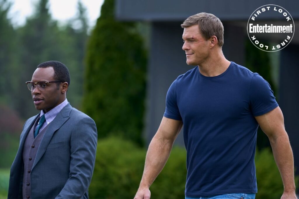 Reacher vai ser renovada ou cancelada? Malcolm Goodwin e Alan Ritchson em Reacher (Divulgação / Amazon)