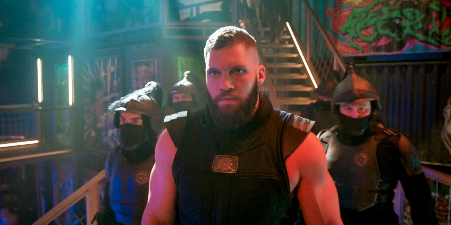 Cena deletada de Shang-Chi poderia revelar futuro de personagem 2 Razor Fist em Shang-Chi e a Lenda dos Dez Anéis (Reprodução)