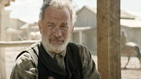 Tom Hanks interpretaria Peter Pan adulto em filme? Ator responde Tom Hanks em 1883 (Reprodução)
